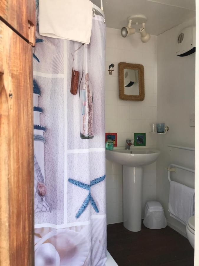 Waterfront Bed And Breakfast Пиктон Экстерьер фото